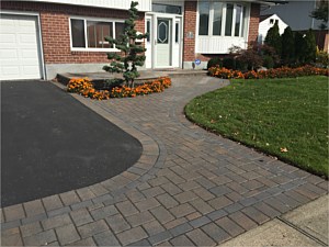 cambridge toffee onyx 6x9 herringbone pattern front walkway walk pavers 6x9 onyx border front step jericho curved flush asphalt driveway inlay apron
